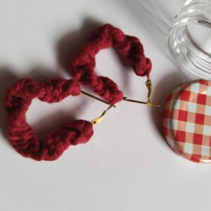 Macrame triangle hoops (Red)